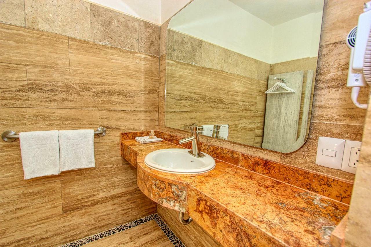 סאן מיגל דה אלנדה Hotel Splash Inn מראה חיצוני תמונה