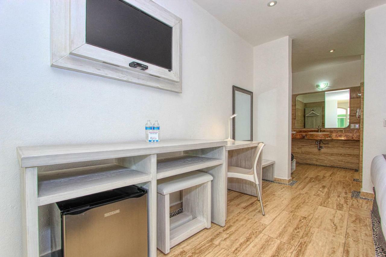 סאן מיגל דה אלנדה Hotel Splash Inn מראה חיצוני תמונה